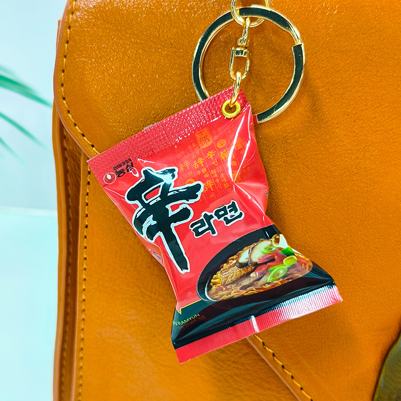 Simulated Snack Bag Key Chain  - Zinc Food Snacks 评论和价格