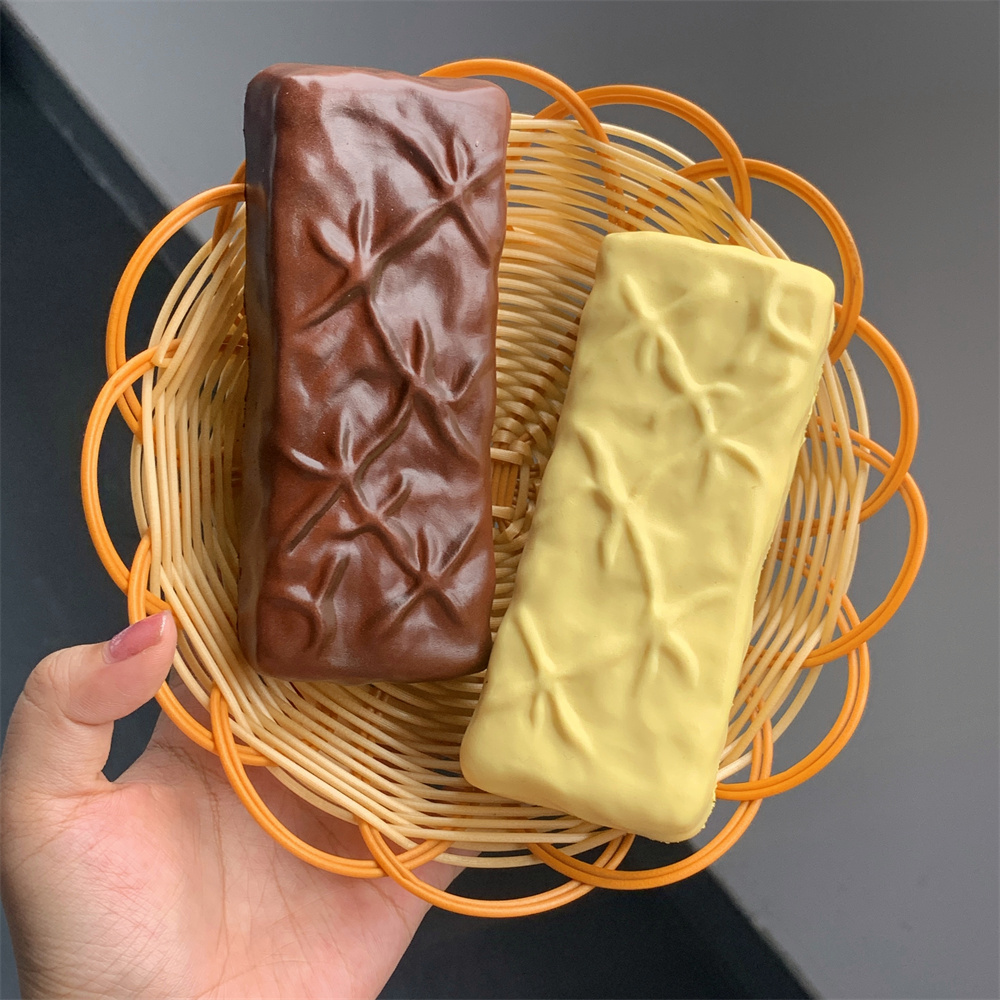 Large Snickers Model Simulatio - Spicy Food Snacks 评论和价格